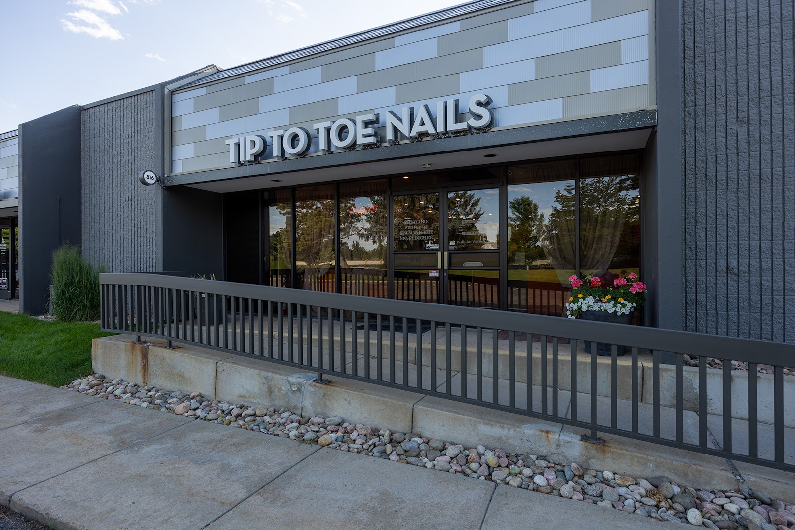TIP TO TOE NAILS DTC nail photo 8